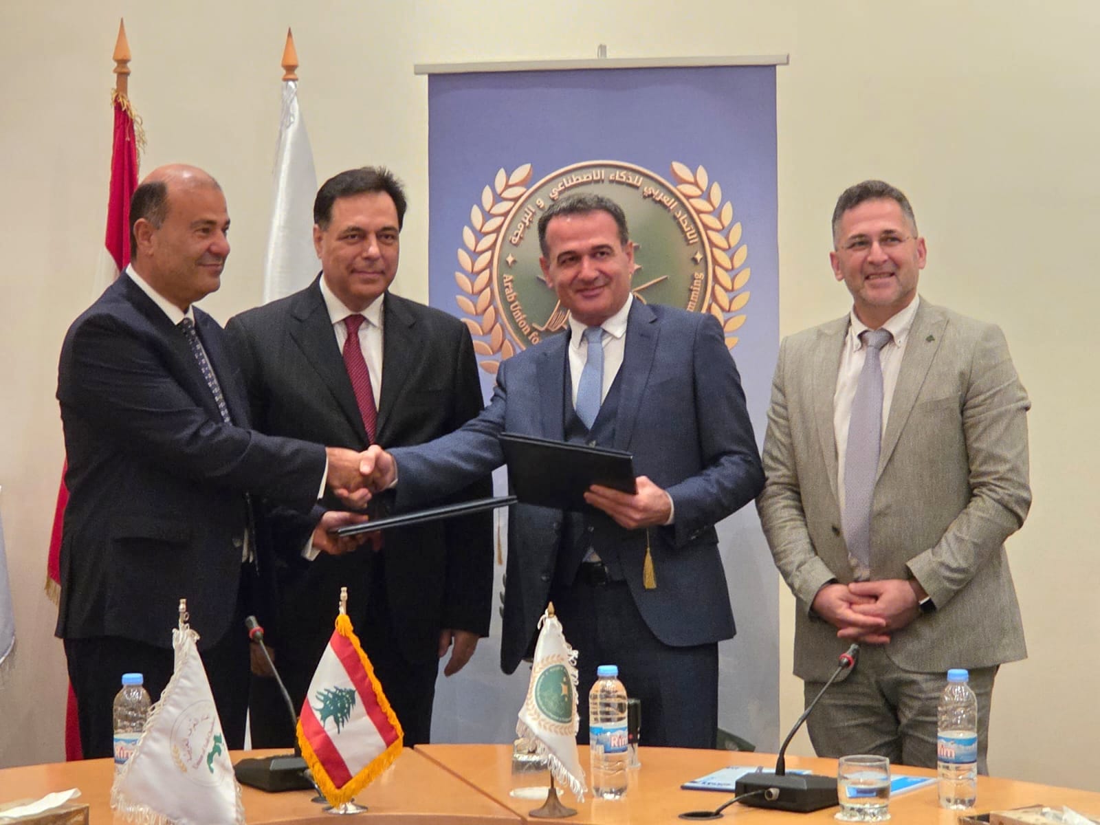  مراسم توقيع مذكرة تفاهم جمعت بين اتحاد الغرف العربية والاتحاد العربي للذكاء الاصطناعي والبرمجة